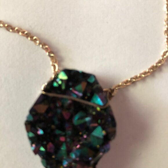 Purple and blue iridescent pendant gold tone metal chain necklace 26"-29" long - Picture 3 of 6